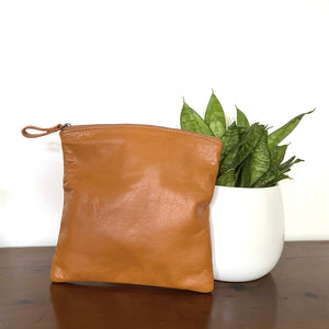 The Croix Leather Pouch